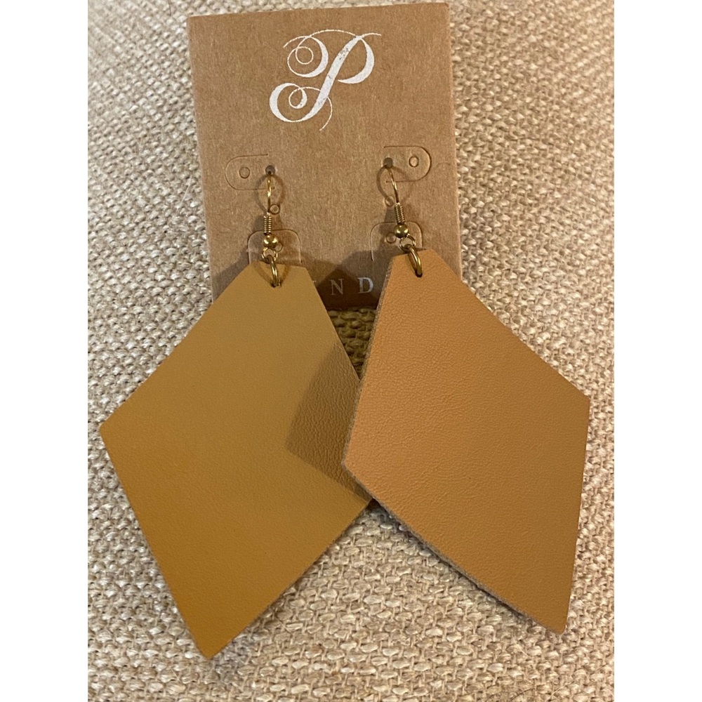 Plunder earrings